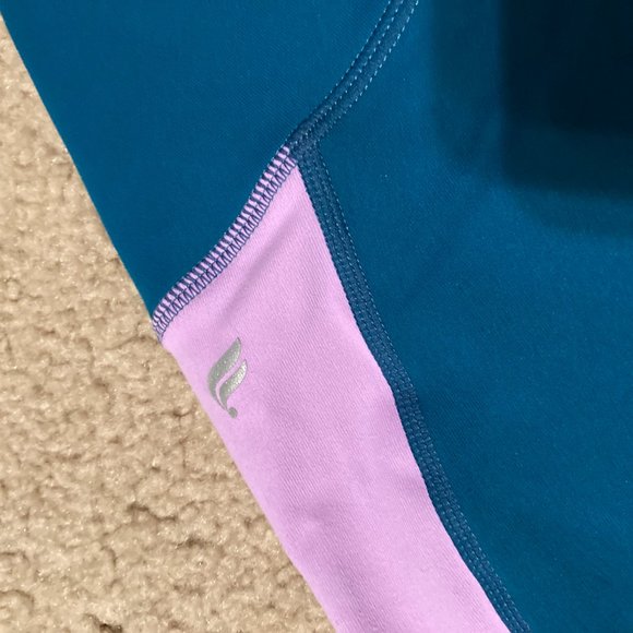 Women's Fabletics Leggings - Picture 3 of 3